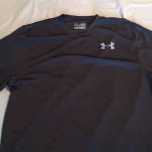 Men’s Under Armour Shirt